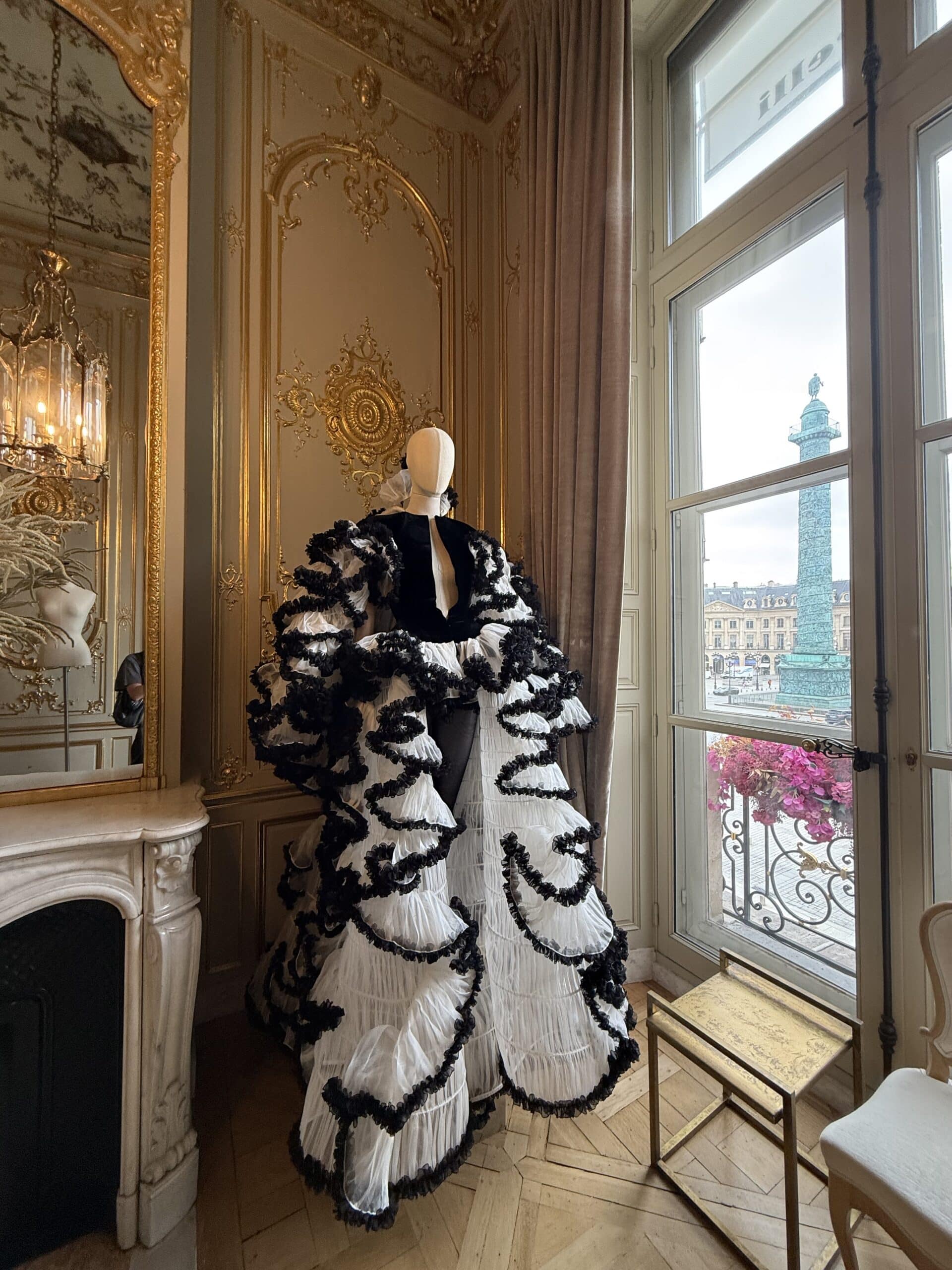 Visite exclusive du showroom Schiaparelli