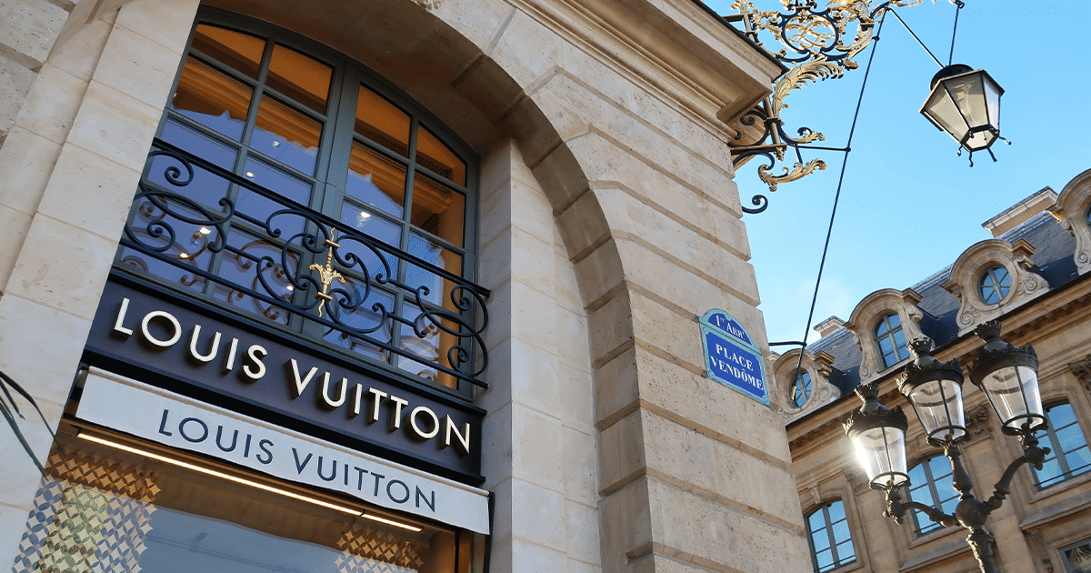 Tout savoir sur le défilé Printemps-Été 2025 Louis Vuitton